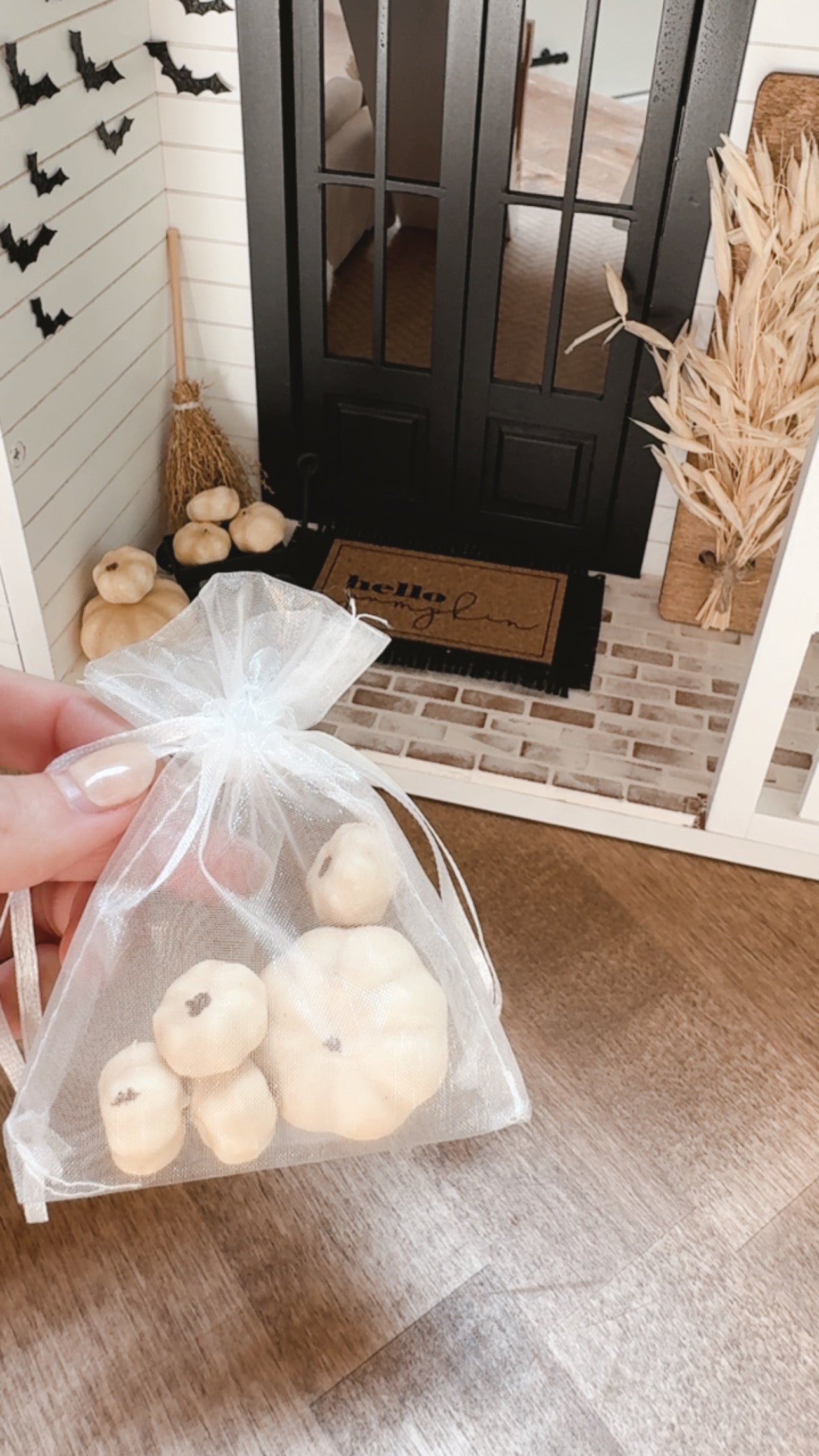 Cream Pumpkin Set