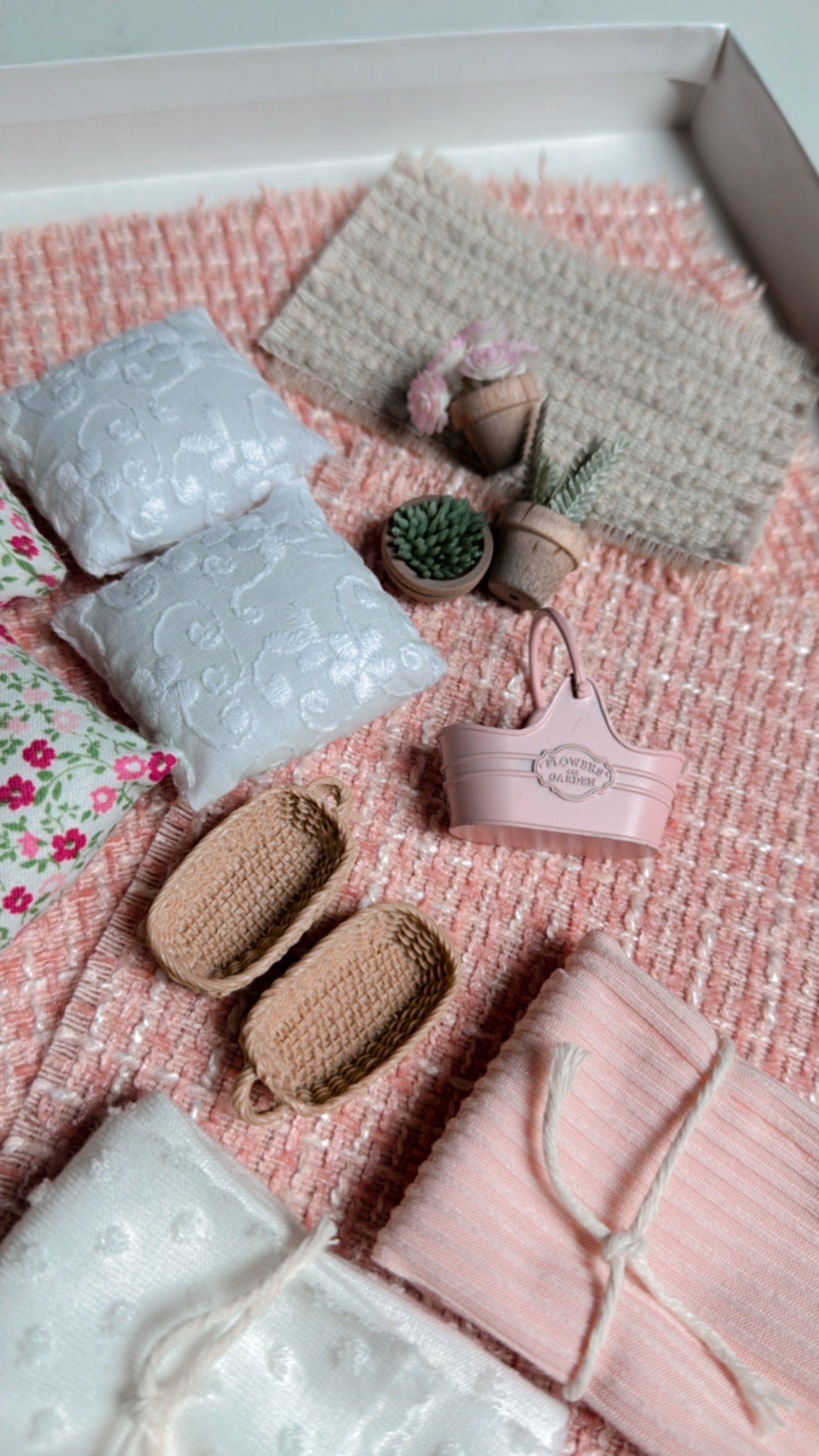 Pink Dollhouse Decor Set
