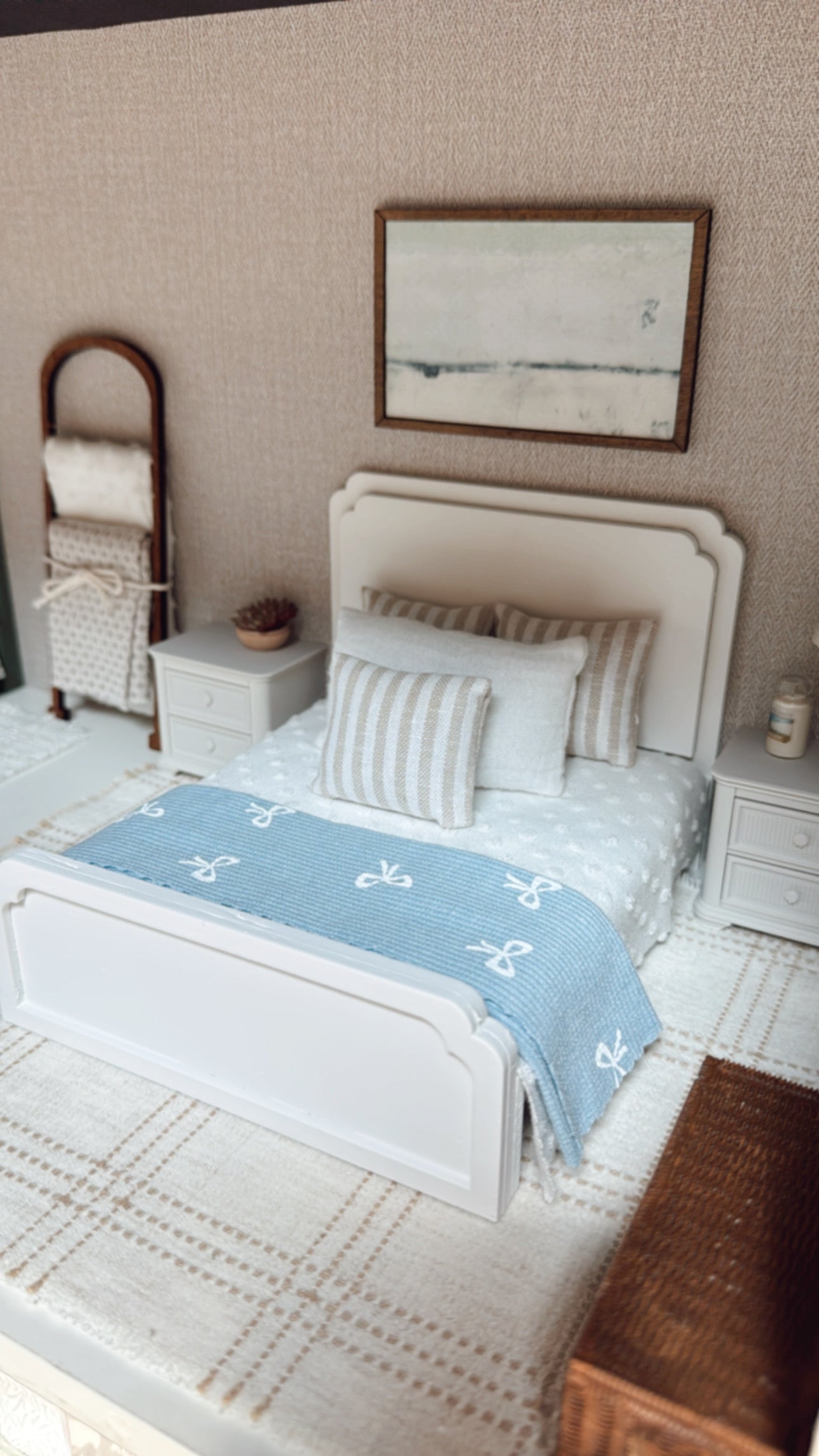 Blue Bow Blanket