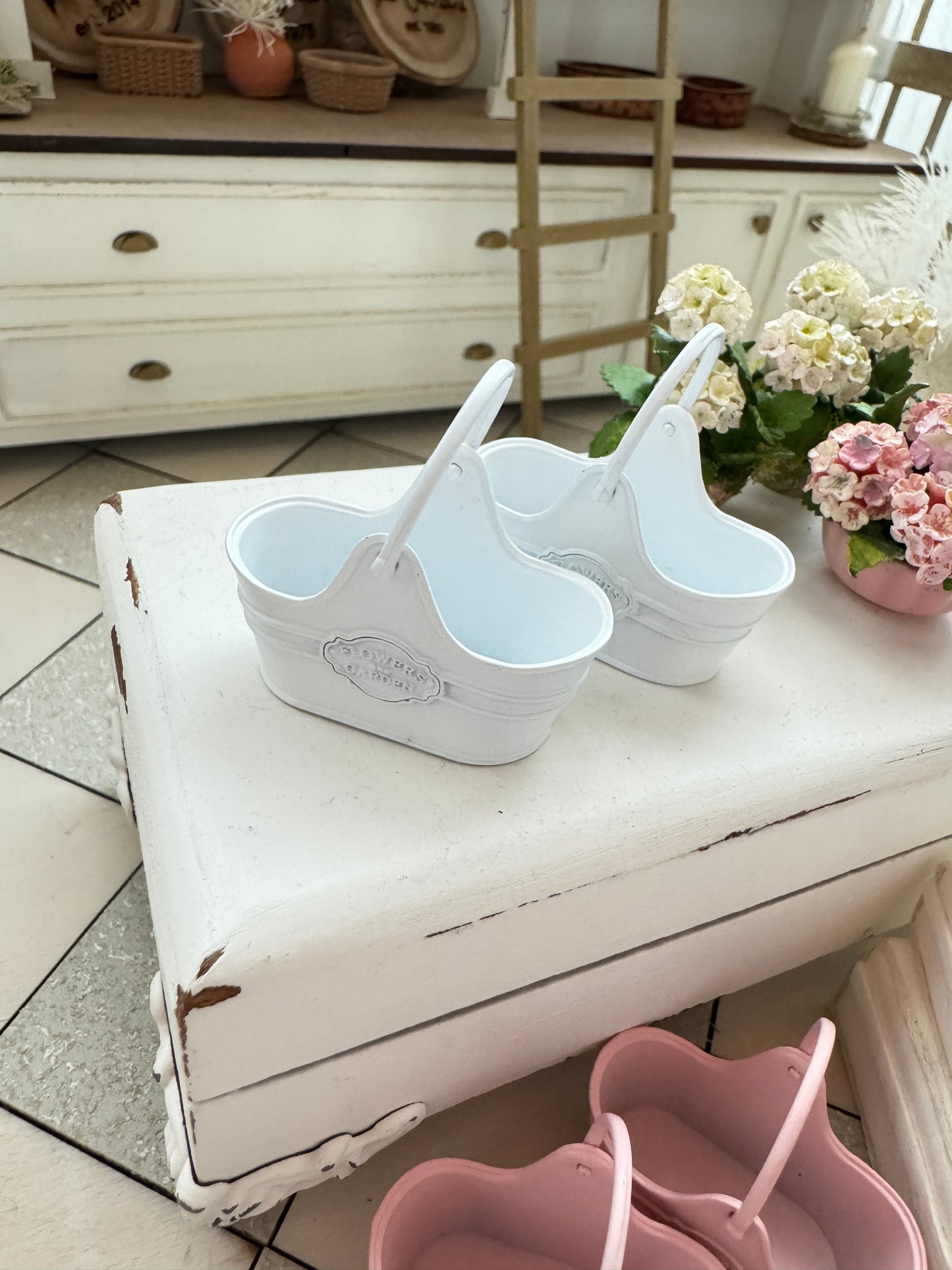 White Flower Tin