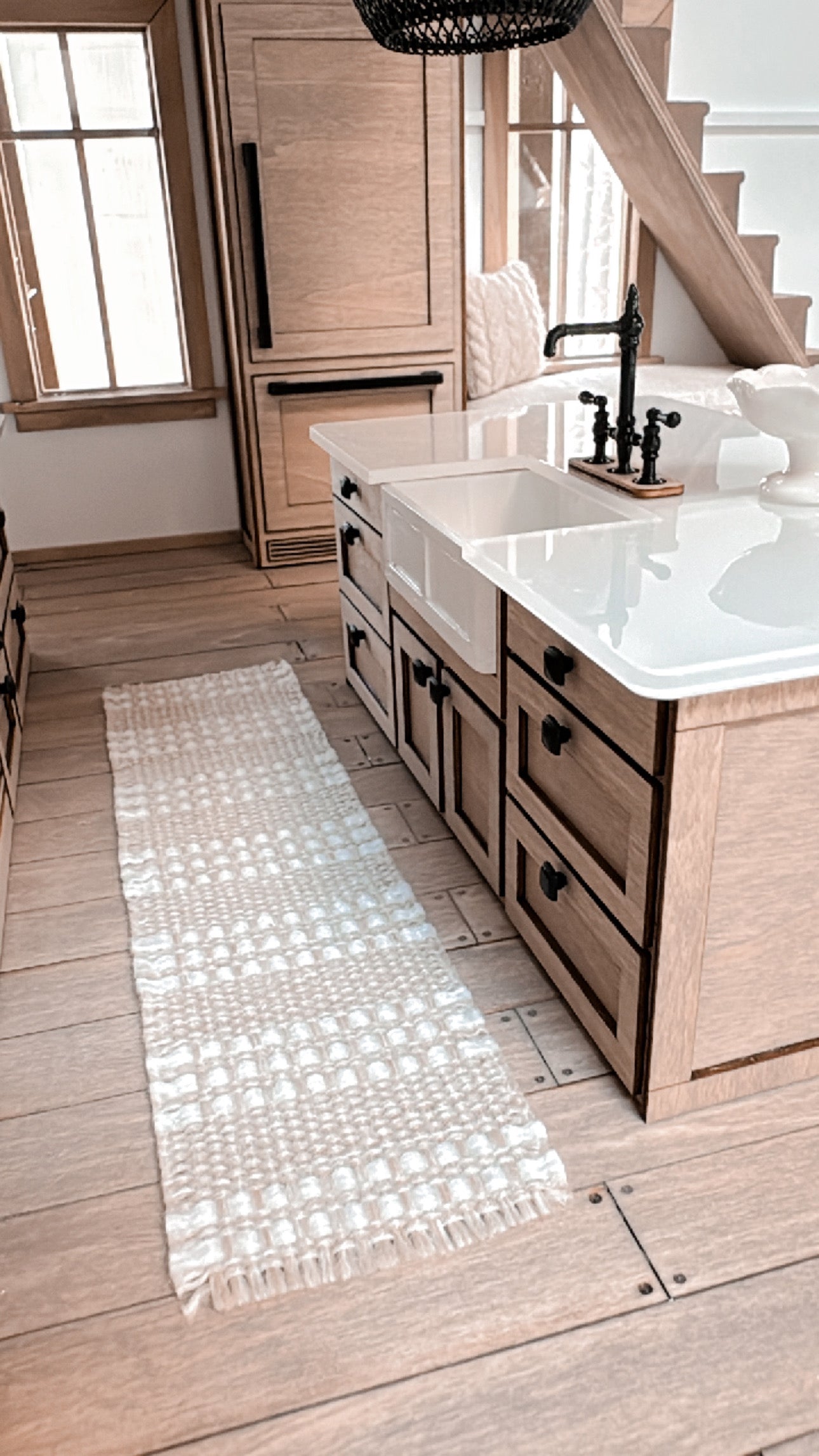 Neutral Woven Runner