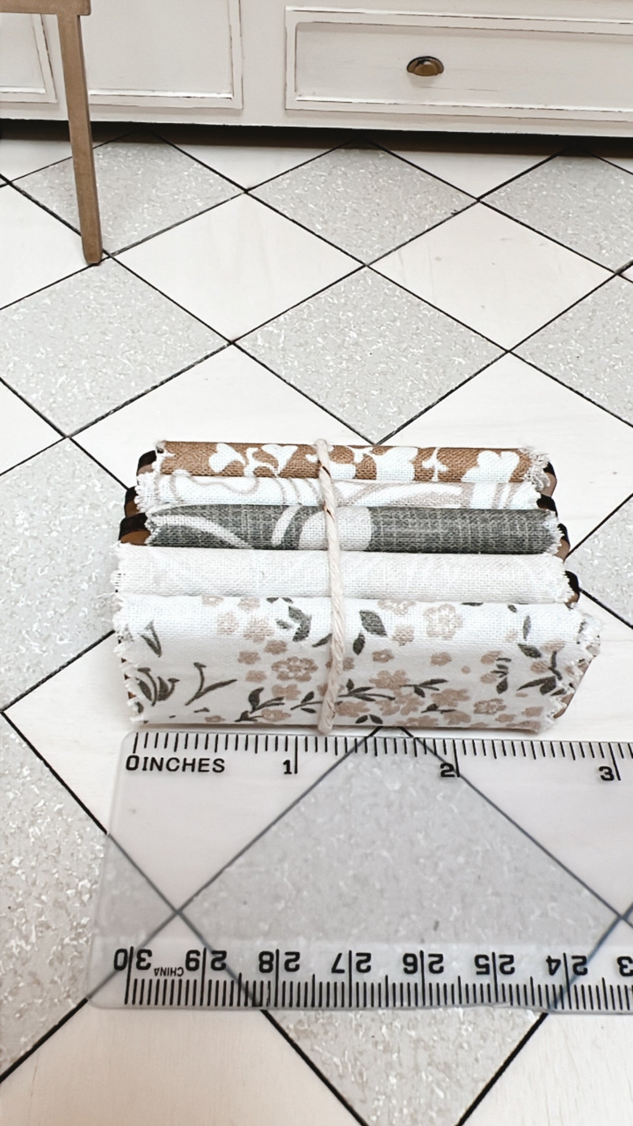 Fabric bolts
