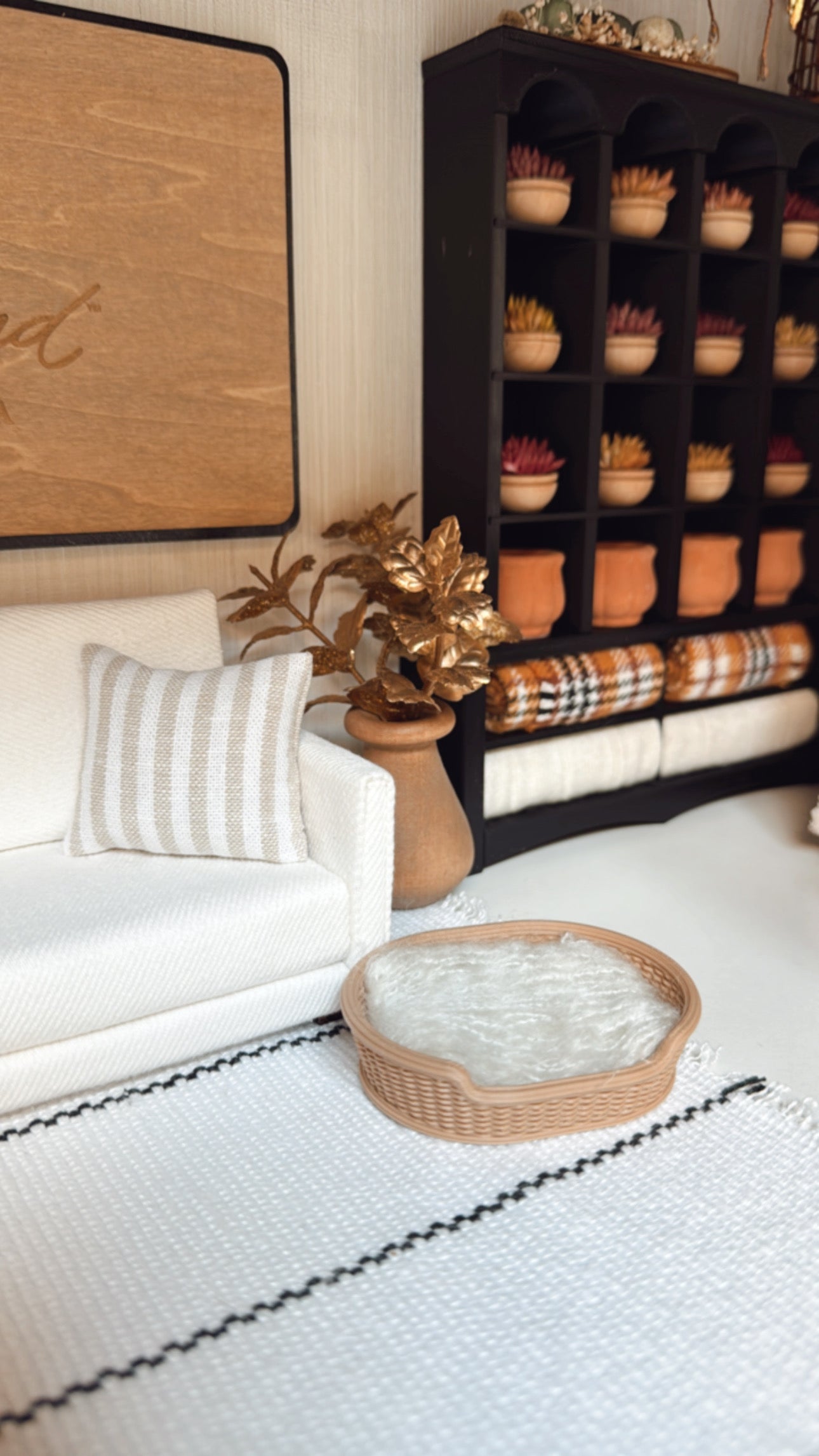 Neutral Pet bed