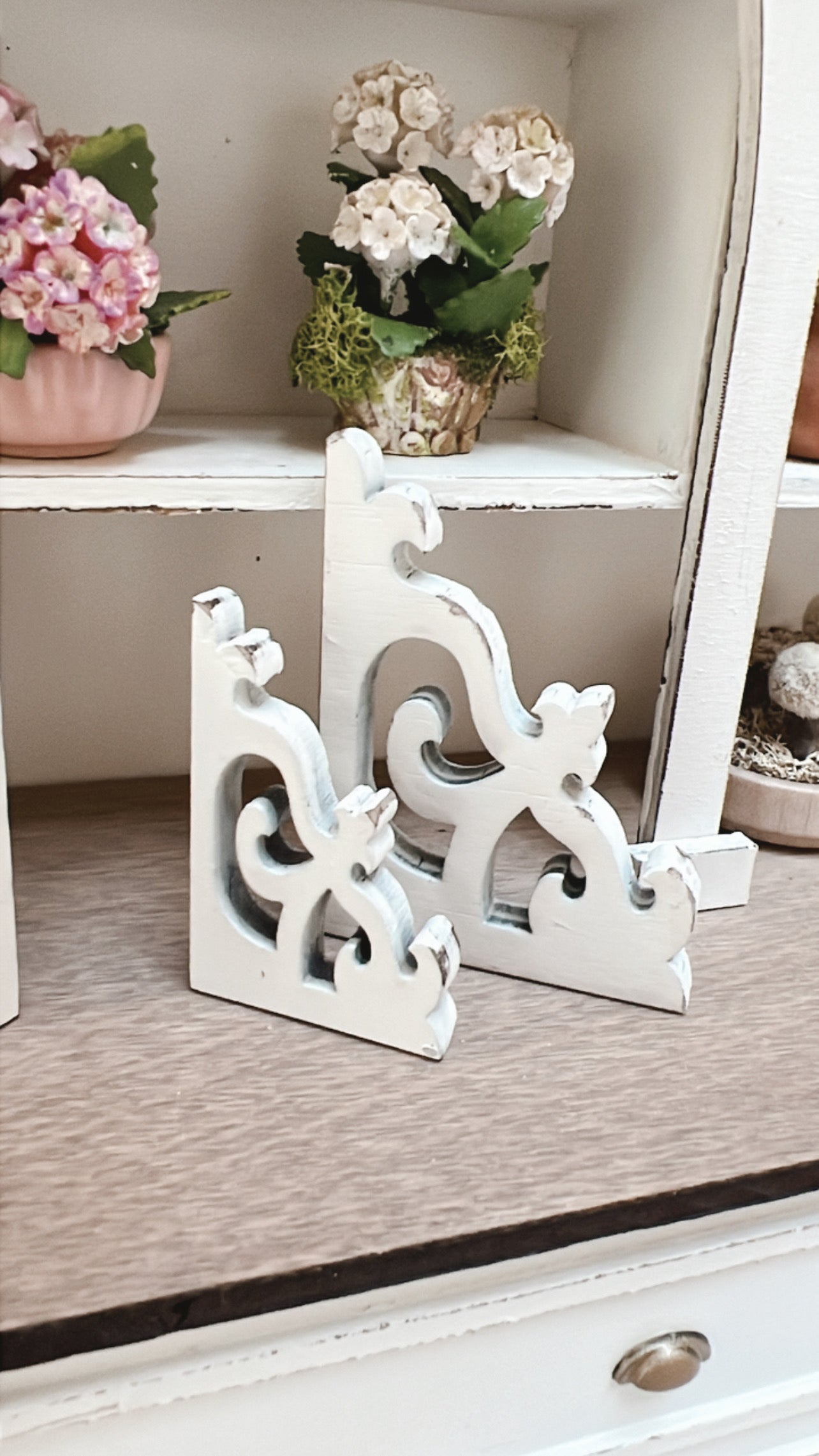 Decorative Corbels Set of 2