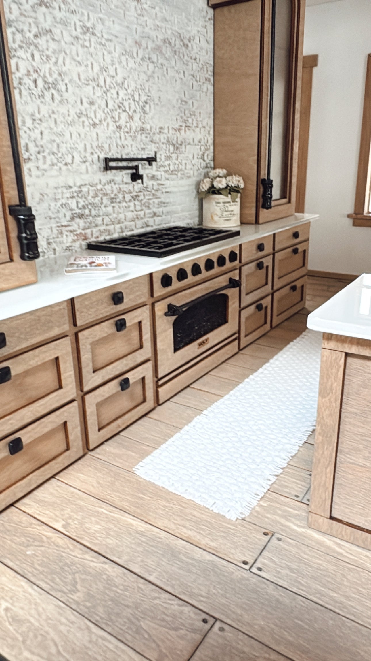 Neutral Woven Runner