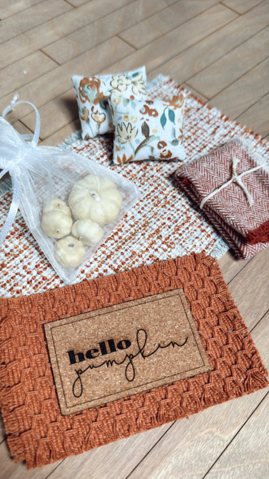 Pumpkin Fall Decor Set