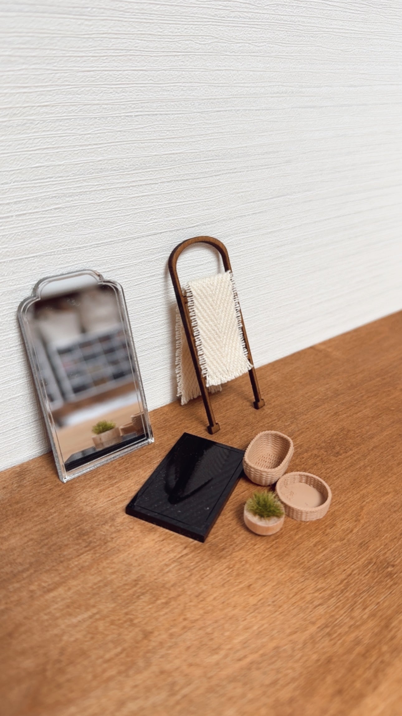 1:24 Scale Decor Kit