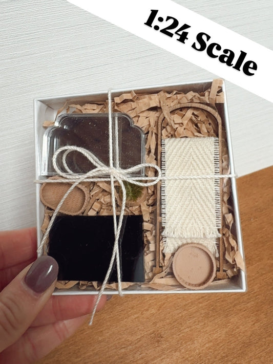 1:24 Scale Decor Kit