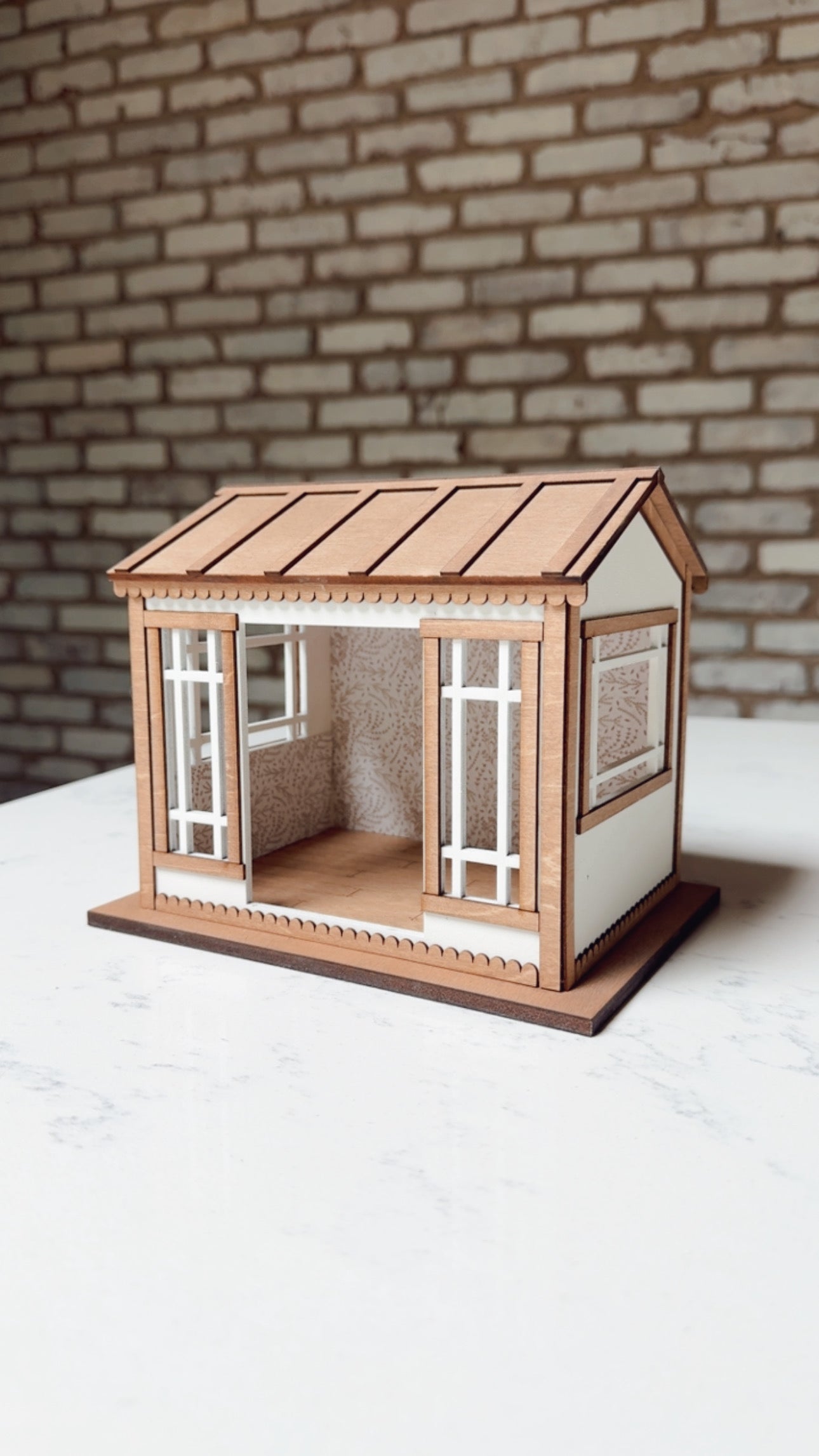 1:24 Scale She Shed Kit