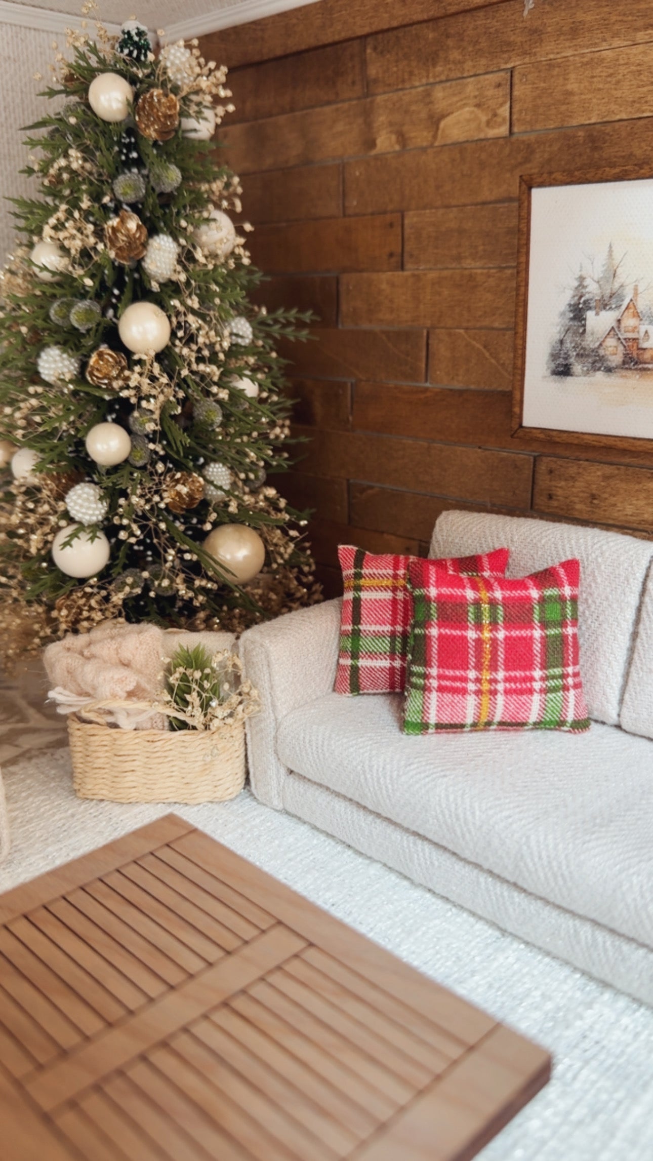 Holiday Plaid Pillow