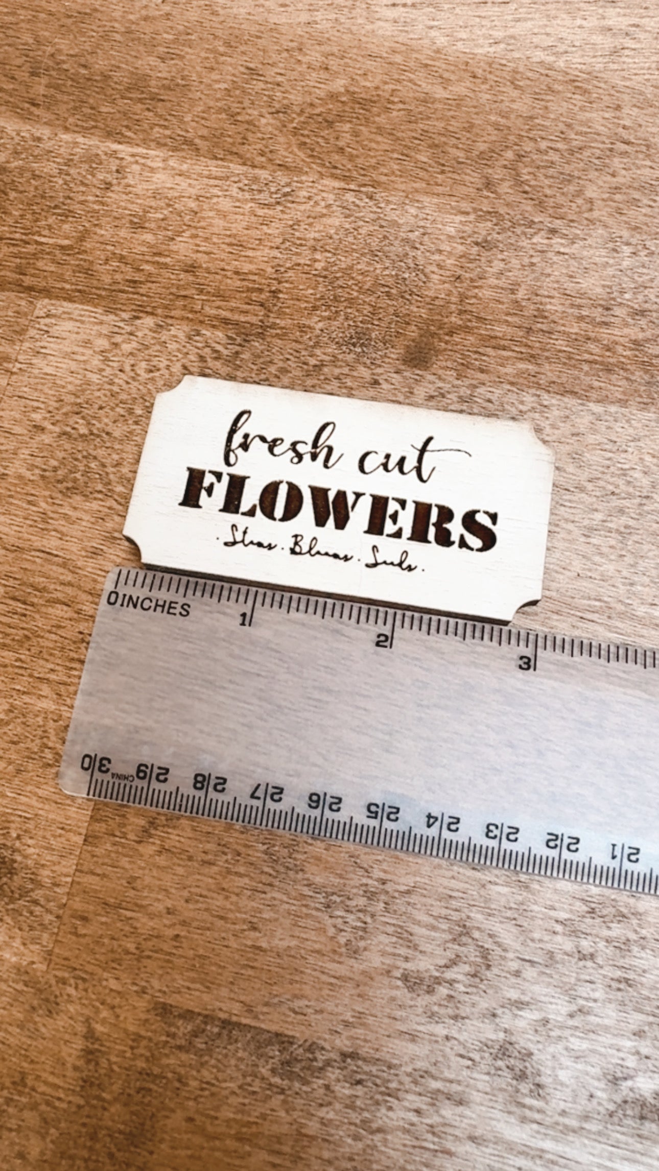 Fresh Cut Flowers Sign