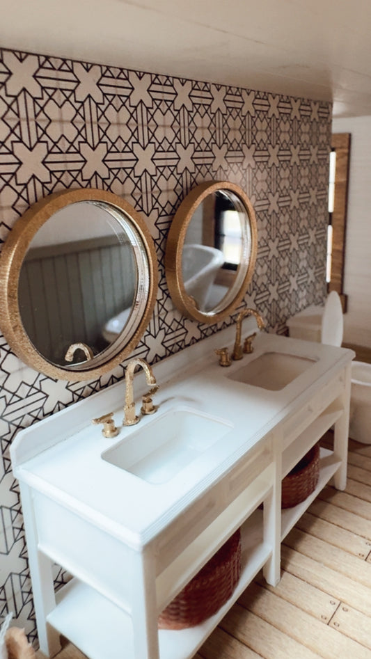 1:24 Scale Gold Round Mirror