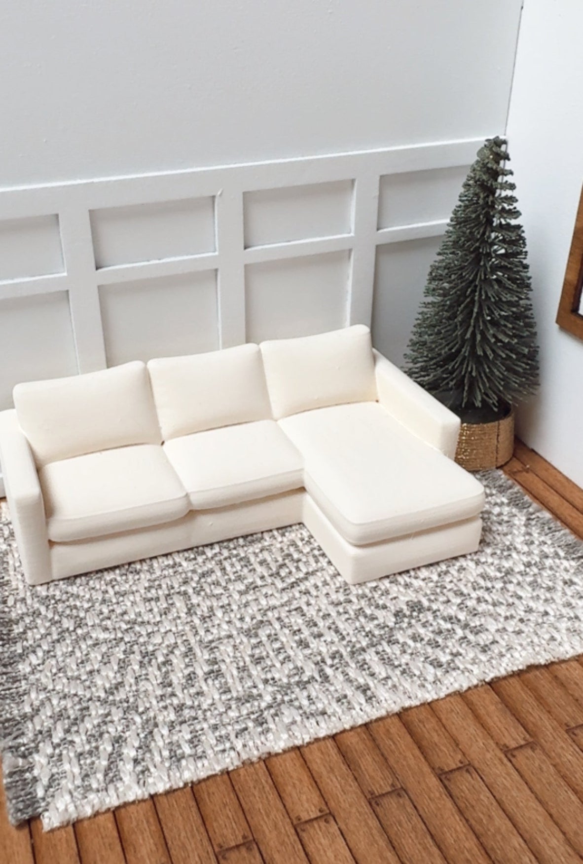 1:24 Scale Sectional