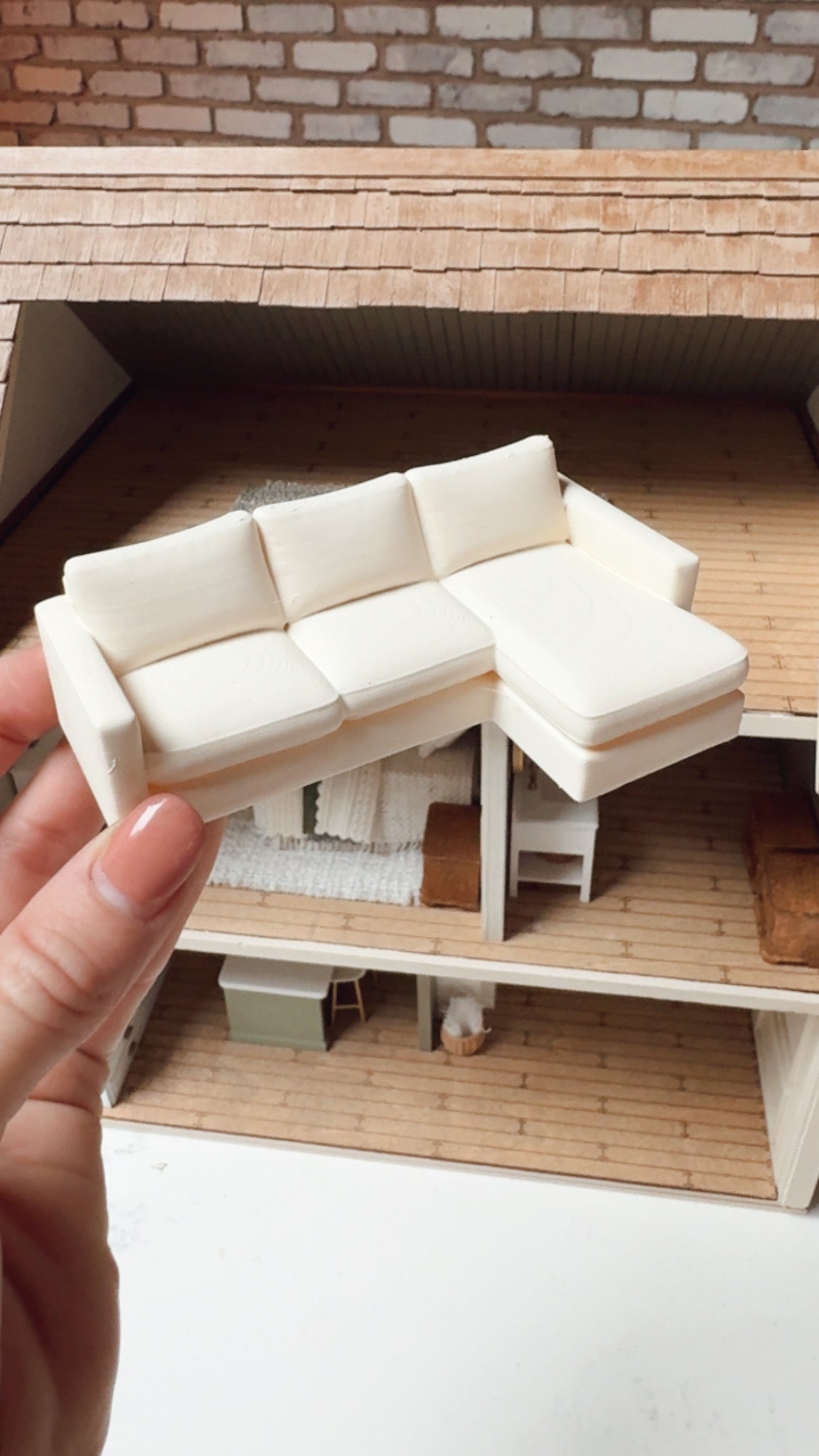 1:24 Scale Sectional