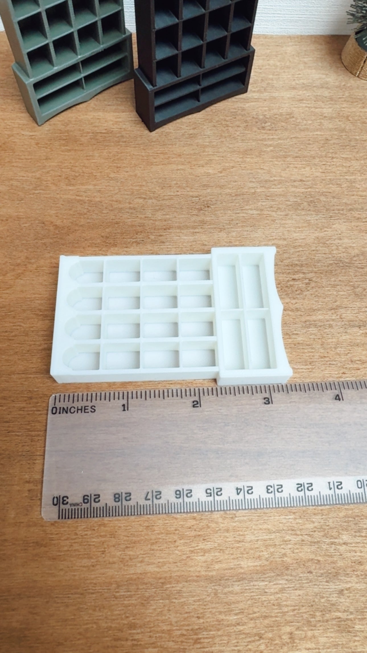 1:24 Scale Bookshelf