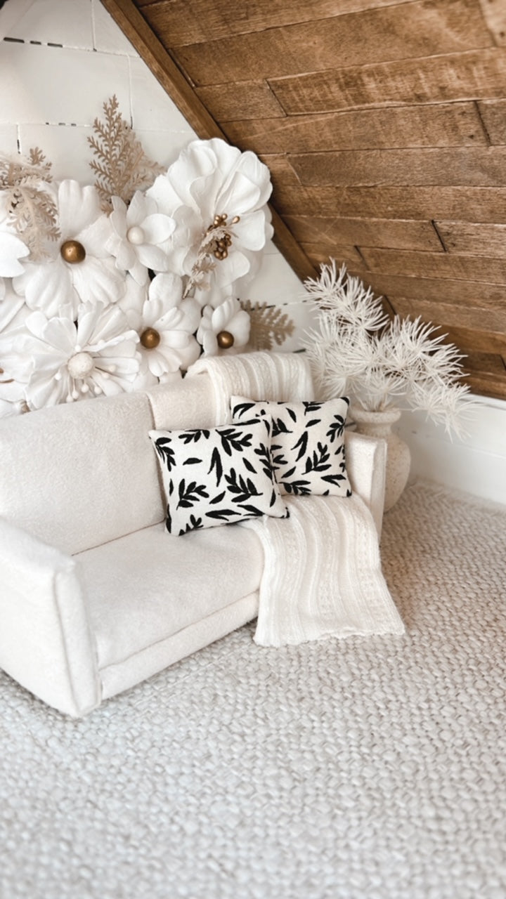 Black & Ivory Leaf Pillow